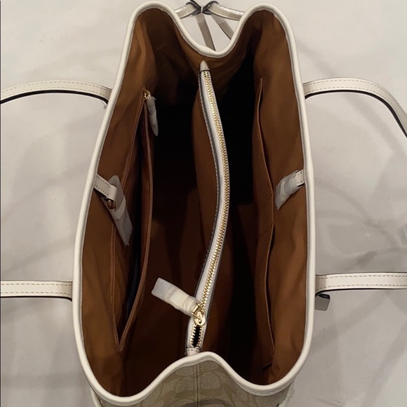 SOLD NWT Coach Drawstring Cryall Tote Bag - Picture 4 of 8